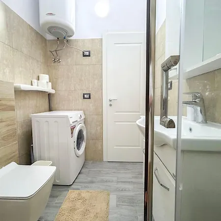 Two Bedrooms, Location 972 Inn