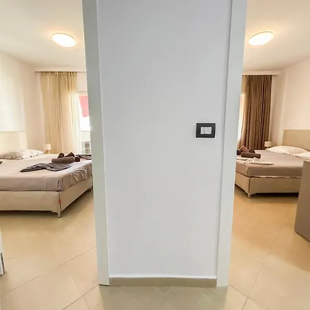 Two Bedrooms, Location 972 Inn